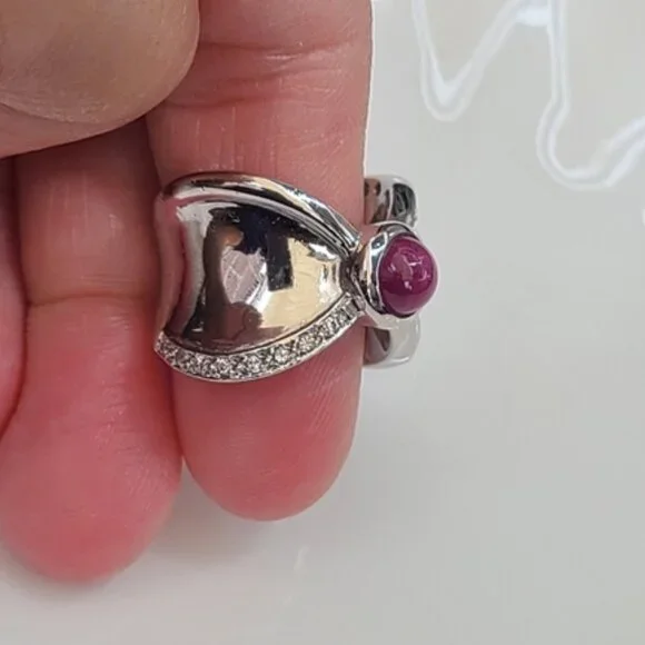 Vintage Boho Sterling Silver Natural Ruby Cabochon Crystal Wide Ring 6.25 - Picture 2 of 5